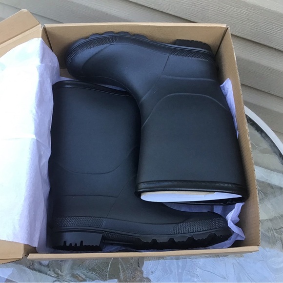 New in Box Black Amoji Rubber Boots, Big Boys Size 28.0 - Picture 8 of 12